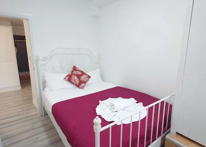 Kings Central Apartments In Kings Cross